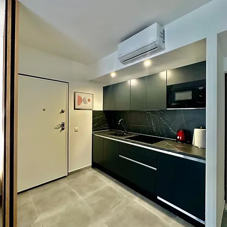 Sara Iv Apartment