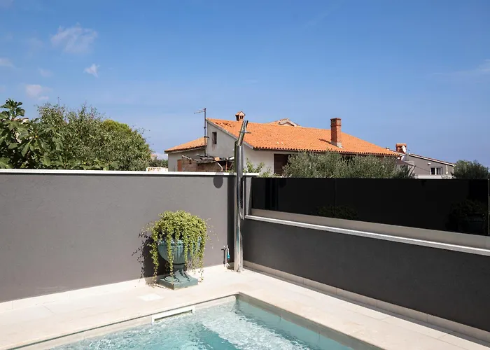 Apartamento Sara Iv *