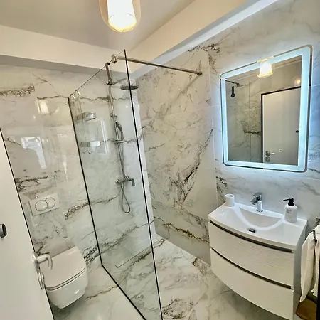 Sara Iv Apartment Liznjan